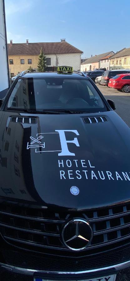 F Hotel Hörsching Eksteriør billede